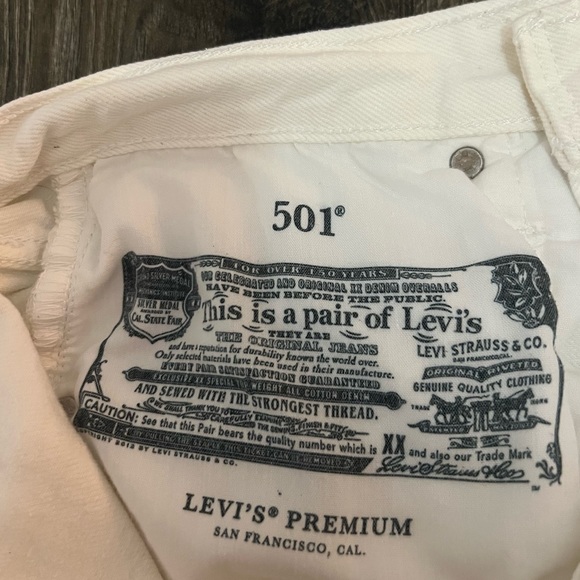 Levi’s 501’s High Rise Straight White Jeans - Picture 3 of 4
